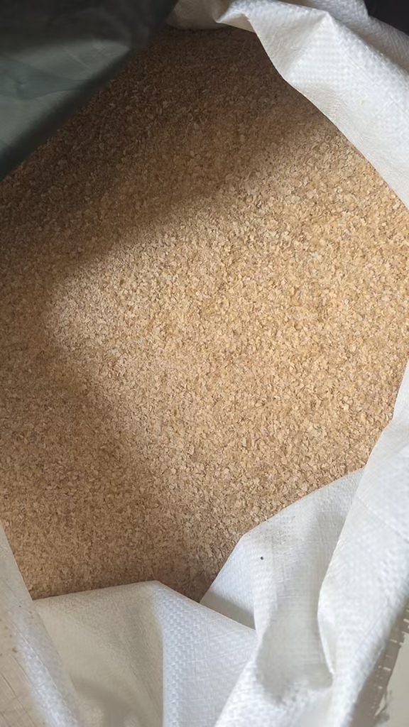 麦麸饲料中国货源全球供货FOB